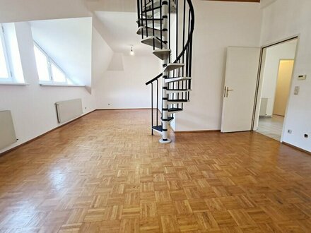 PROVISIONSFREI, UNBEFRISTET, 78 m² DACHGESCHOSS, 1 Zimmer, Extraküche, Wannenbad, Parketten, U3-Nähe, Hütteldorfer Stra…