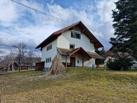 Gepflegtes Mehrfamilienhaus in idyllischer Kärntner Lage - Drei Wohneinheiten, 8 Zimmer, 3 Balkone, Terrasse.!