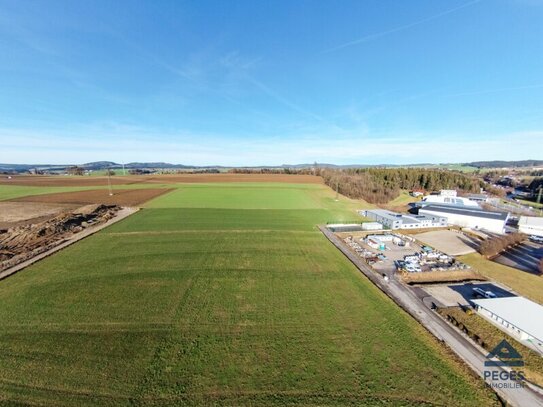 GEWERBEGRUND: BETRIEBSBAUGEBIET AN DER B1 - VÖCKLAMARKT