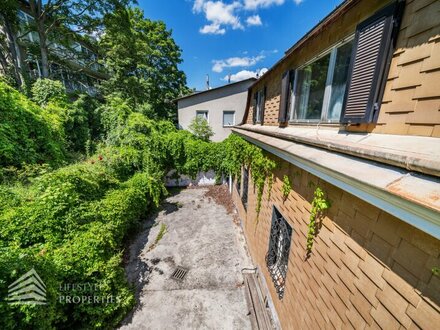 Historische Villa mit Studie für Ausbauprojekt in Grinzinger Bestlage