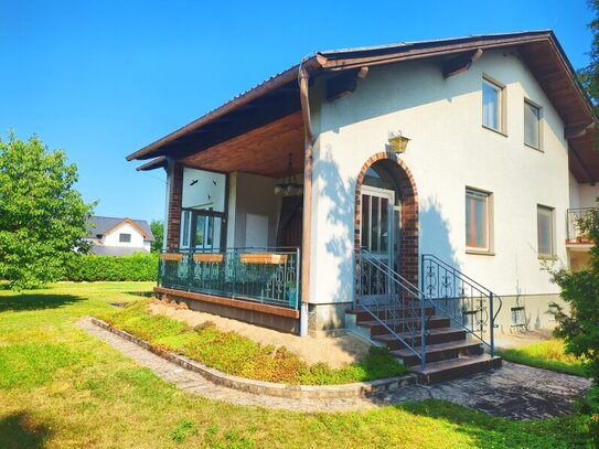 Verlassenschaftsverwertung! Ruhelage im idyllischen Elsbach mit ebenem Garten