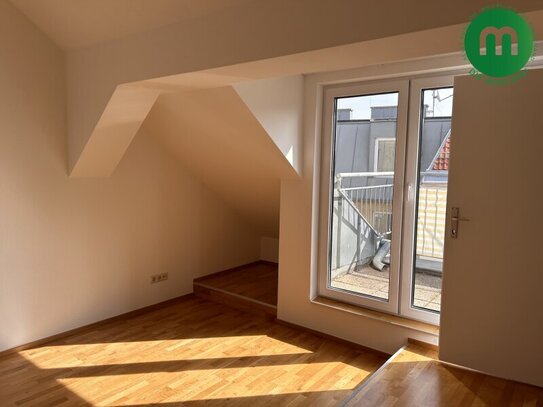 2-Zimmer-DG-Wohnung mit Terrasse