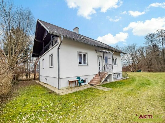 Kernsaniertes Haus nahe Königsdorf. - Ruhelage am Waldrand. - 10 Min. nach Fürstenfeld.