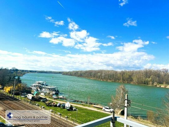 Stilvolles Familienhaus mit ausgezeichnetem Ausblick auf die Donau