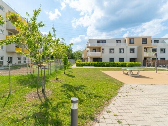 NEUBAU - PÄRCHENWOHNUNG MIT BALKON IN GRÜNLAGE