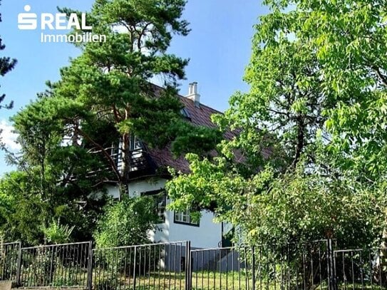 LANDHAUS IN EXKLUSIVER LAGE MIT TRAUMHAFTEM FERNBLICK