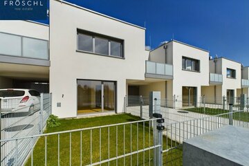 Erstbezugstraum in Wolkersdorf: IK Reihenhaus 3, herrlichem Garten und Terrasse - klimaaktiv GOLD-Haus