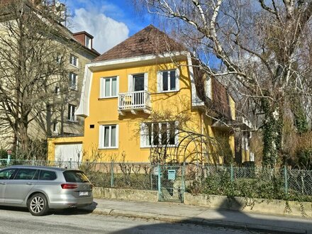 -=Top-Lage=- Wunderschönes Haus neben dem Park