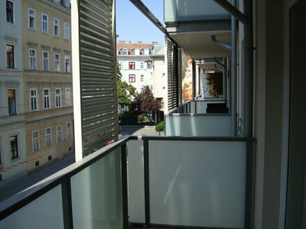 Großzügiges City-Appartement mit großem Balkon - 300 m vom 1. Bezirk entfernt