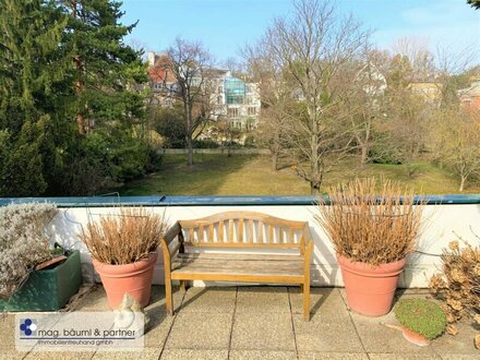 Elegante Wohnung mit 2 Terrassen , Pflanzen , Garten und Stil