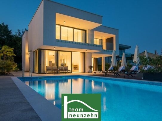 VILLA - LUXURY PLACE WITH A VIEW TO THE SEA  AND AN AMAZING SWIMMING POOL! HEAT AND COOL - JETZT ANFRAGEN