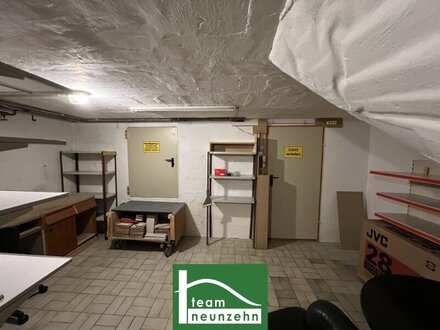 *Familienwohntraum bei der Kirschenallee*Doppelhaushälfte in absoluter Traumlage mit Potential*Ab sofort verfügbar*! -…