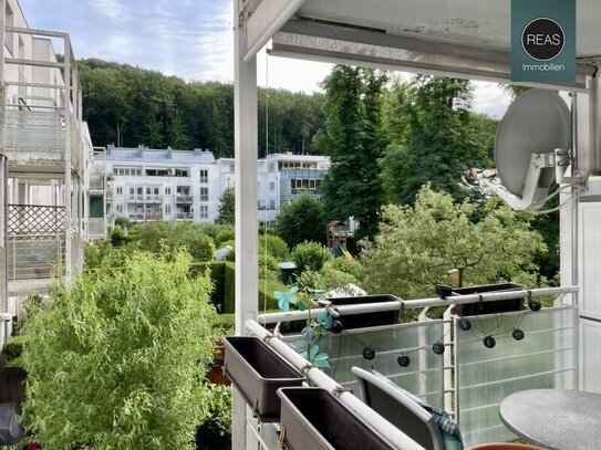 Wunderschön renovierte Wohnung mit Balkon und Garagenstellplatz beim Sanatorium Purkersdorf! Nur 250m zur Stadtgrenze W…