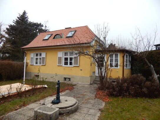 "Gelegenheit" Einfamilienhaus in 1140 Wien mit Garten und Garage