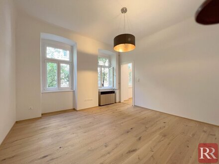 Provisionsfrei: Liebevoll sanierte Altbauwohnung in ruhiger Hoflage