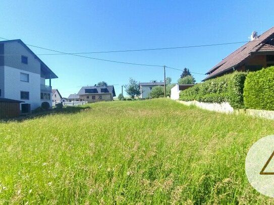 Sonniges Grundstück am Waldrand sehr idyllisch am Bach