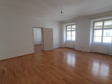Stadtnähe/Rathaus! Charmante, unbefristete 2-Zimmer-Wohnung in Bestlage. Sofortbezug!