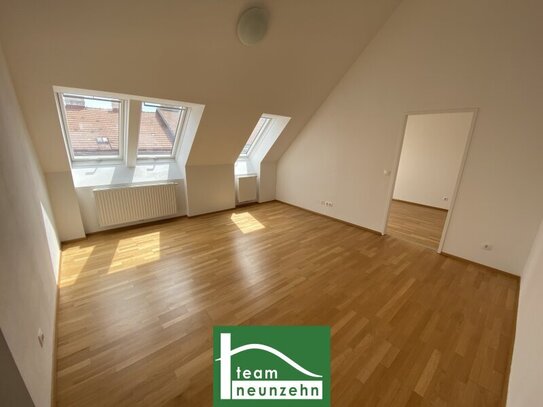 Dachgeschoss Traum + Terrasse! Zentrale Aufteilung! Sanierter Altbau in perfekter Lage!