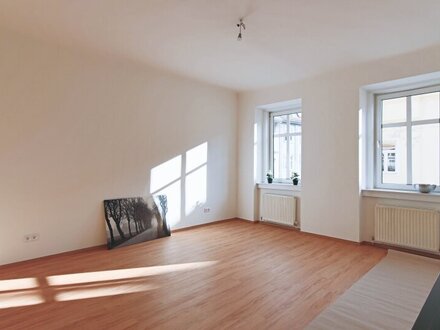 freundliche 1,5 Zimmer Wohnung in zentraler Lage