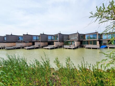 Schickes Seehaus direkt am Wasser