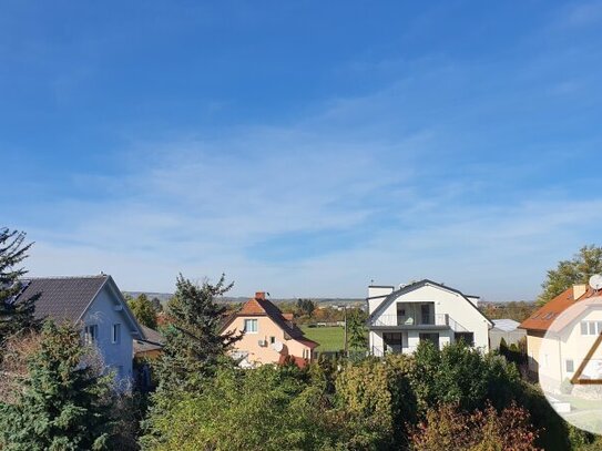 3 Zimmer Wohnung, Dachgarten, Balkon, Klimaanlage, KFZ Garagenplatz (aktuell vermietet)