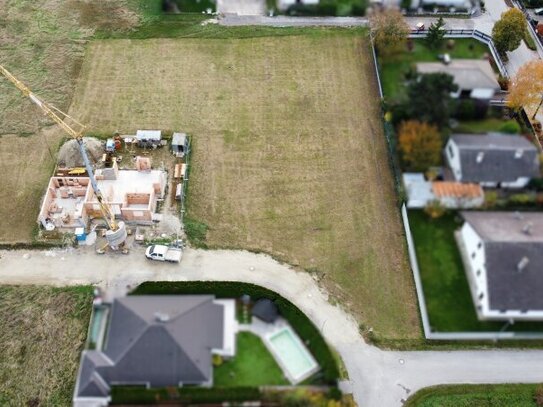 Hervorragender Baugrund wartet auf Traumhaus!