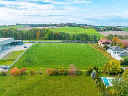 Stilvoller Erstbezug: 2 Zimmer Wohnung mit Garten und Südwestbalkon