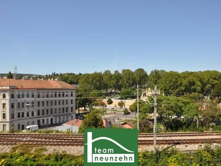 TRAUMHAFTE BÜROEINHEIT AUF 2 ETAGEN MIT TERRASSE UND 2 GARAGENPLÄTZEN - JETZT ANFRAGEN