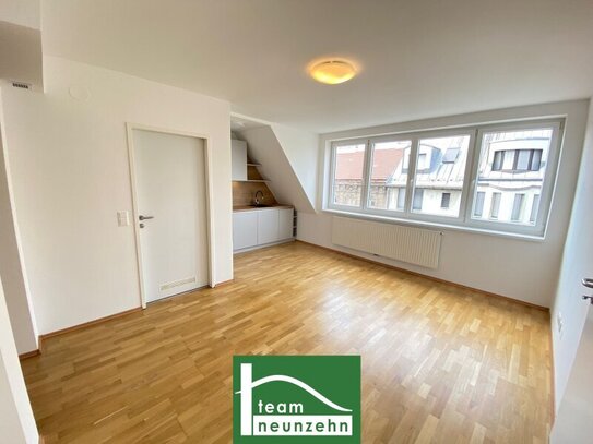 Modernisierte DG-Wohnung in ruhiger Spielstraße beim Familienplatz - Mit Einbauküche und Abstellraum!