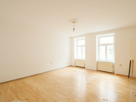 ++Near Augarten++ 2-room old building apartment in need of renovation in a great location!