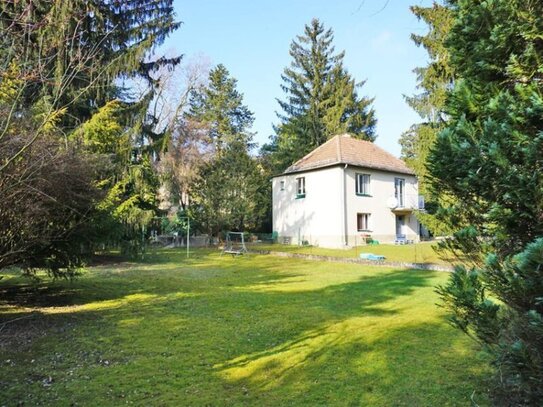 2 ebene Grundstücke in Ruhelage im Penzinger Cottage-Viertel