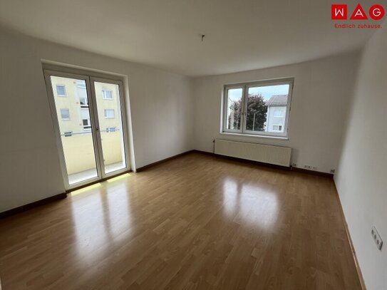 Schnell sein und 3-Zimmer Wohnung mit Balkon in zentraler dennoch ruhiger Lage in Eferding sichern! Unbefristeter Mietv…