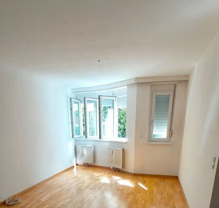 90m², Garagenplatz, Niedrige BK, Top-Zustand, 4 Zimmer, Neuwertige Küche, Sonnige Ruhelage