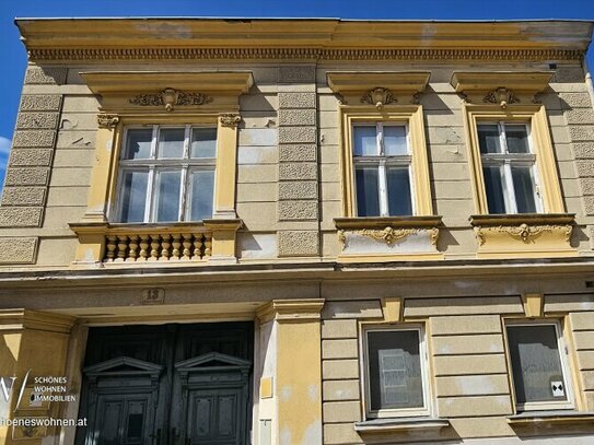 Baden bei Wien! Stadthaus mit Entwicklungspotential! Einreichplanung vorhanden! Wird bestandsfrei übergeben!