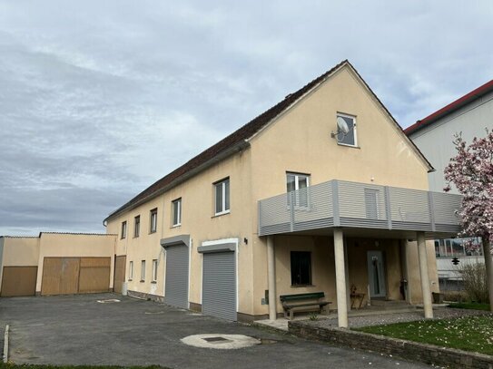 Großes Wohnhaus mit Potenzial in guter Stadtlage