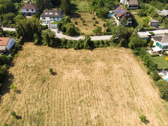 Großartiges Grundstück mit Baubewilligung in Ruhelage, Nähe Ölberg