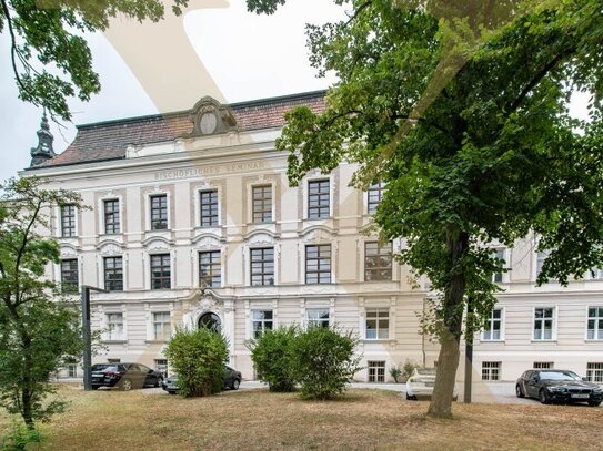 Altbau-Bürofläche im bischöflichen Seminar Melk zu vermieten! Umbau und Sanierung nach Mieterwunsch!