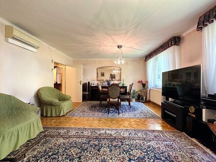 Eiliger Verkauf: Gemütliche 4-Zimmer-Wohnung mit Loggia und Grünblick