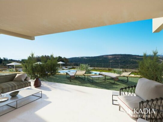 Luxuriöse Wohnung mit Garten und Terrasse in Bestlage Esteponas!
