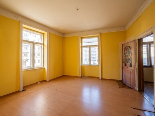 ++NEU++ Sanierungsbedürftige 3-Zimmer Altbau-Wohnung - großes Umbaupotenziall!!