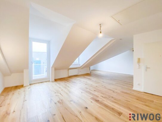 Saniertes Neubau DG mit Balkon in den ruhigen Innenhof | En-Suite Bad | 1 Min. zur U3 Kardinal-Nagl-Platz | 6 Min. in d…