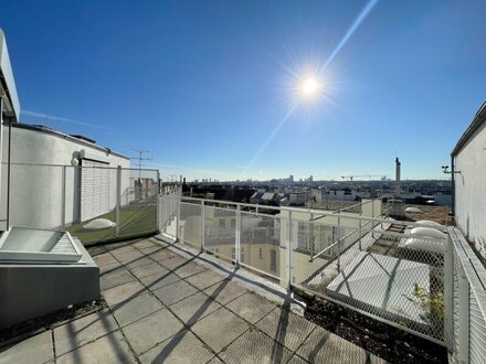 DACHGESCHOSSWOHNUNG mit Dachterrasse in phänomenaler Lage | SONNIGE 3-Zimmer-Wohnung direkt am Loquaiplatz | PROVISIONS…