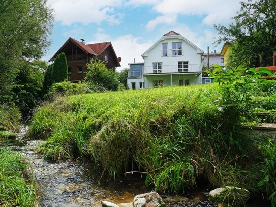 Domizil am Bach! Ruhige Lage - Nur 25 Autominuten vom P+R Hütteldorf