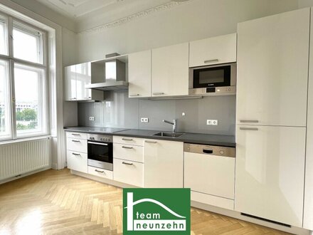 EINDRUCKSVOLLER ALTBAU! WOHNEN MIT BLICK AUF DIE KARLSKIRCHE - U-BAHN VOR DER TÜRE. - WOHNTRAUM