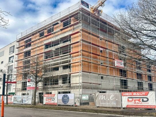 * * * PROVISIONSFREI * * * Neubau-Wohntraum in Wels: 2-Zimmer-Etagenwohnung mit Balkon & Tiefgarage