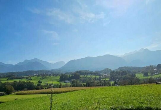 Wunderschönes Grundstück mit 2760 m² Ca. 10 min zum Wörthersee, ca. 12 min zum Faakersee, auch geteilt errwerbbar