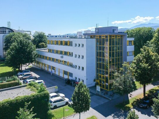 Büroräumlichkeiten mit 322 m² in modernem Komplex