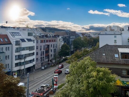 Helle 3 Zi-Wohnung (4 Zi möglich) mit schönem Blick zu kaufen!