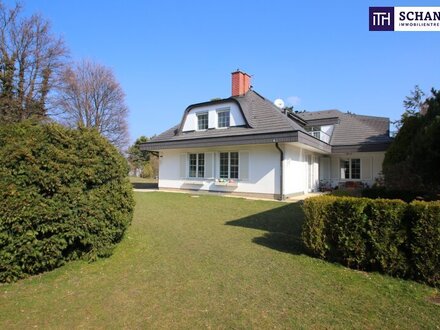 BENEIDENSWERT! Modernes Haus mit Sauna, Hallenbad und Bibliothek - hier wird Ihnen jeder Wunsch erfüllt!