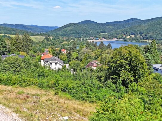 Fabelhaftes Grundstück mit Seeblick in begehrter Toplage am Bartberg